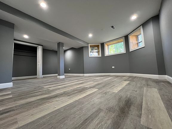 2nd image of 5433 S Union Ave #G1