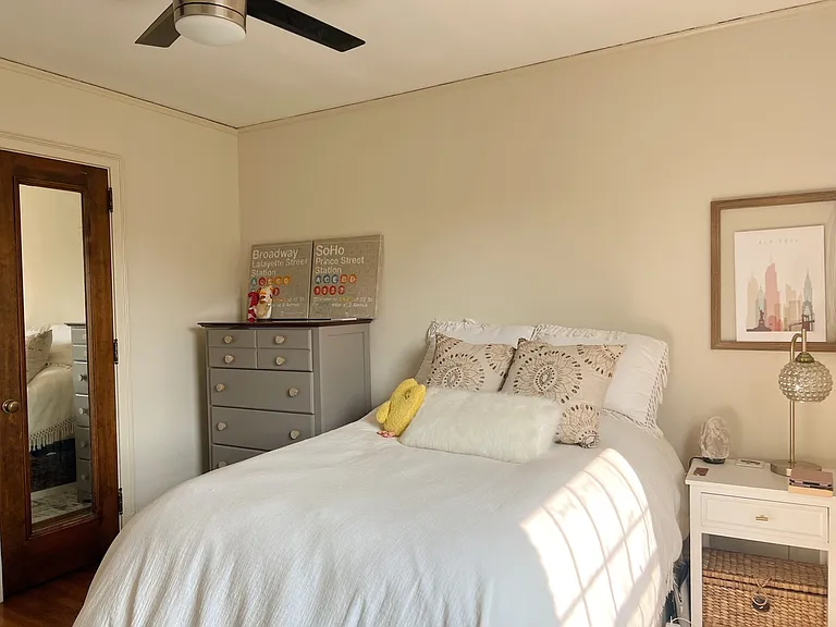 Elliott Apartments — Photo 7