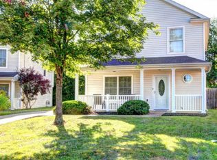 6523 Hunters Chase Ln, Louisville, KY