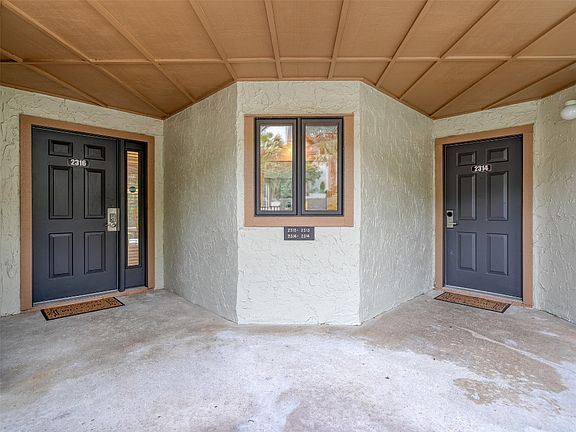 2nd image of 2314 Boxwood Ln #2314