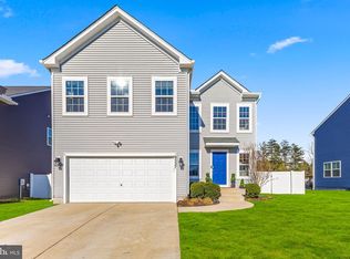 9527 Hillcrest Dr, Fredericksburg, VA
