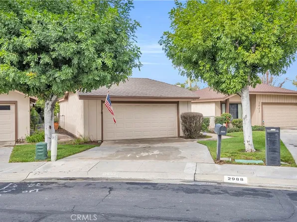 2988 Hyde Park Cir, Riverside, CA 92506