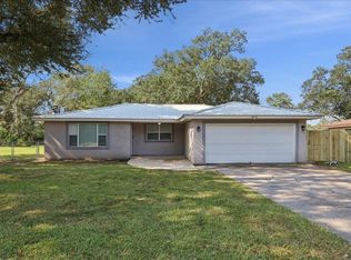 250 Lamesa Dr, Bridge City, TX 77611