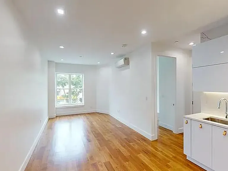 2561 Bedford Ave #3A — Photo 3