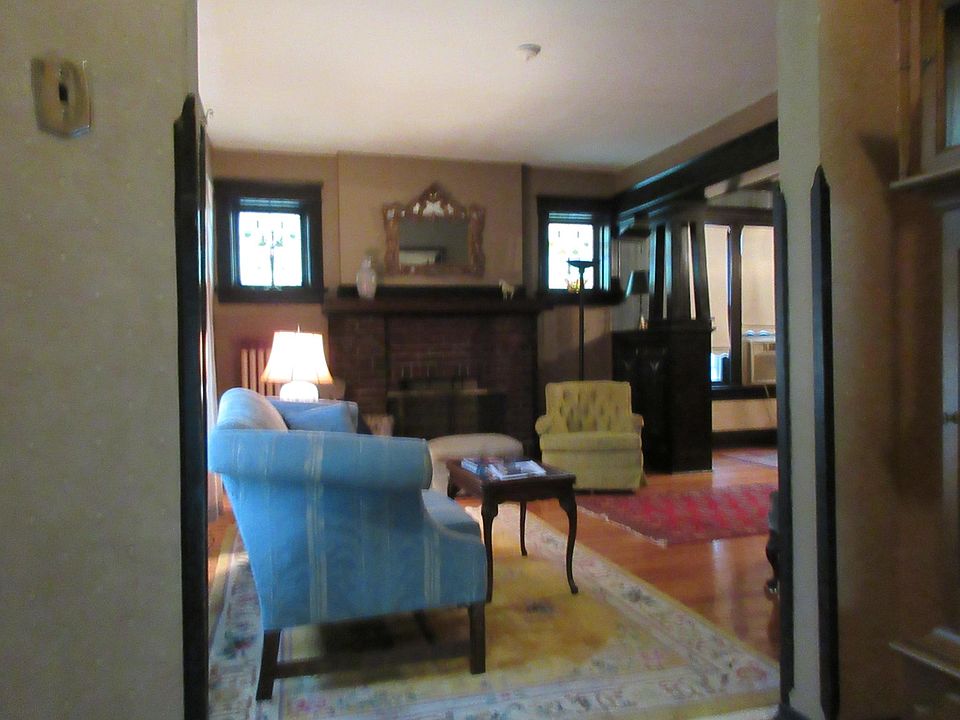 1st image of 6936 W Park Ave Floor 2