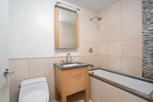 Sold by HighRiseNY | media 6