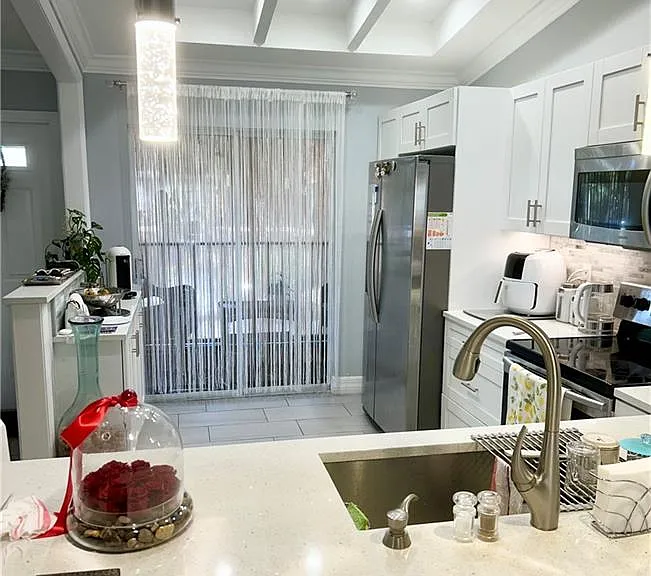 4021 Ice Castle Way #4 — Photo 6