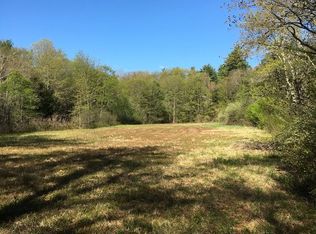 598 Scruton Pond Rd, Barrington, NH 03825