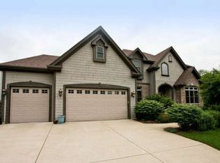 710 Buena Vista Dr, Glen Ellyn, IL 60137
