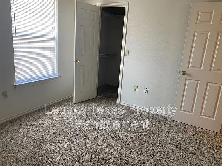 1108 Williams Ave #H — Photo 5