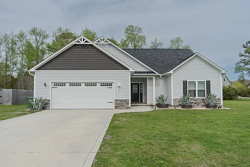 149 Bridgeport Dr Photo 1