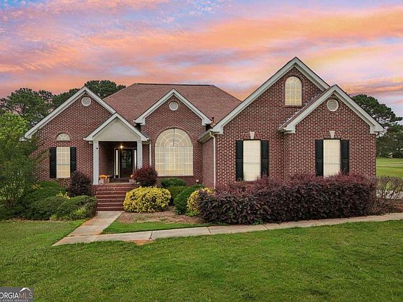 2nd image of 1535 Lake Dow Rd