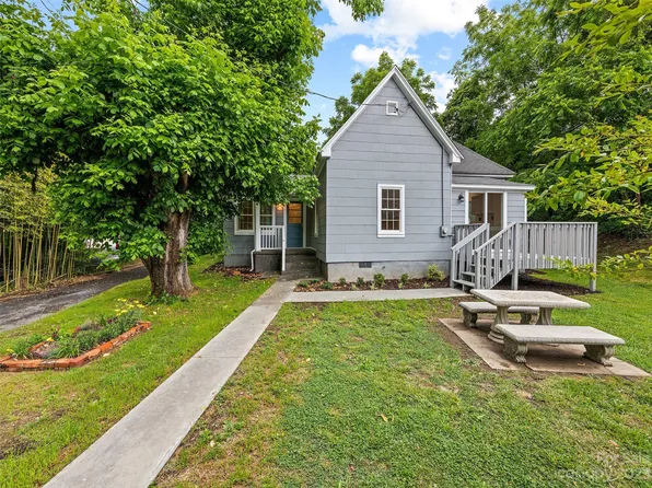 37 Frank St, Canton, NC 28716