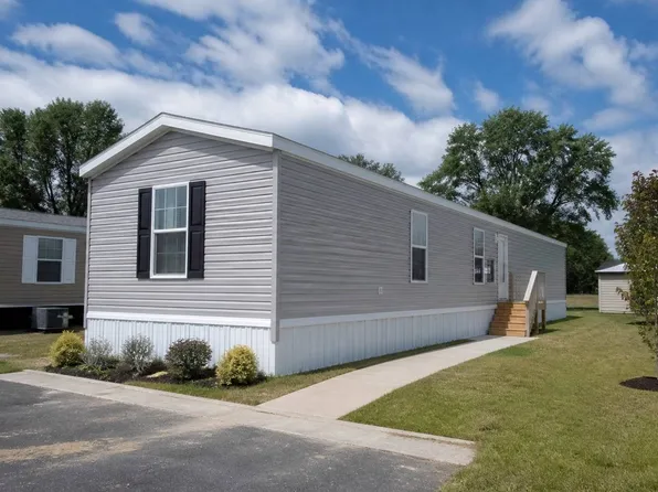 300 Glenwood Dr #311, New Castle, IN 47362