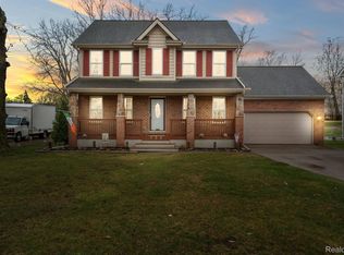 733 W Woodside Ave, Madison Heights, MI