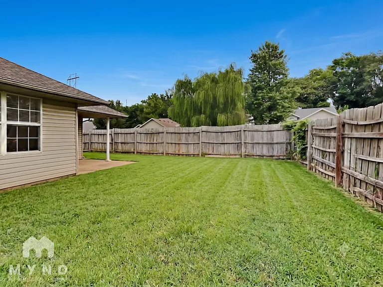 730 N Elder Ave — Photo 16