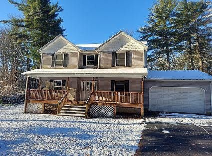 1st image of 104 Horgan Ct