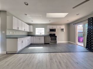 3261 Delta Ave, Long Beach, CA 90810