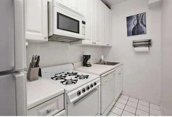 Rented by Oxford Property Group | media 5