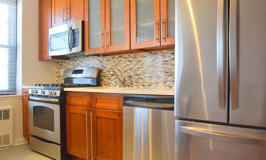Harbor House - Kitchen - H03-04B