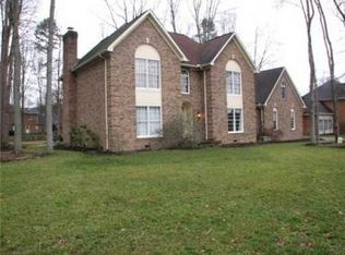27 Tanglewood Dr, Hurricane, WV 25526