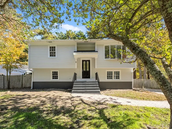 9 Woodville Way, Wareham, MA 02571