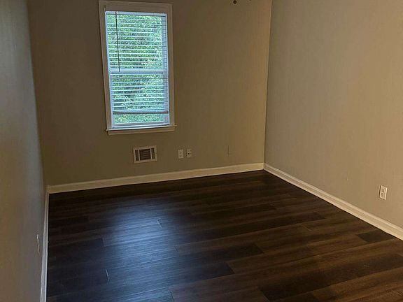 2nd image of 969 Carla Pl