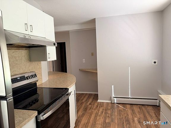 3rd image of 264 Lyman Road #1-1