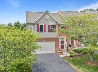 209 Corey Dr, Gibsonia, PA