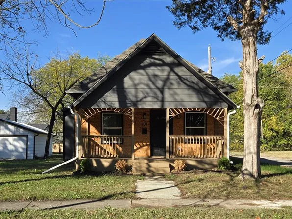 203 N Chestnut St, Pittsburg, KS 66762