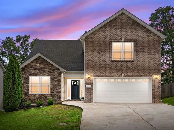 2023 Bandera Dr, Clarksville, TN 37042
