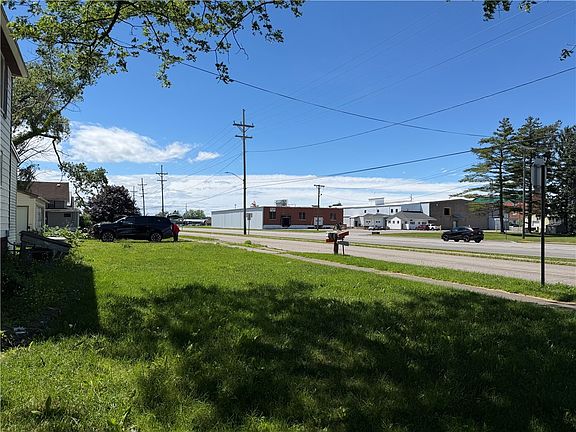 5th image of 6247 Cole St