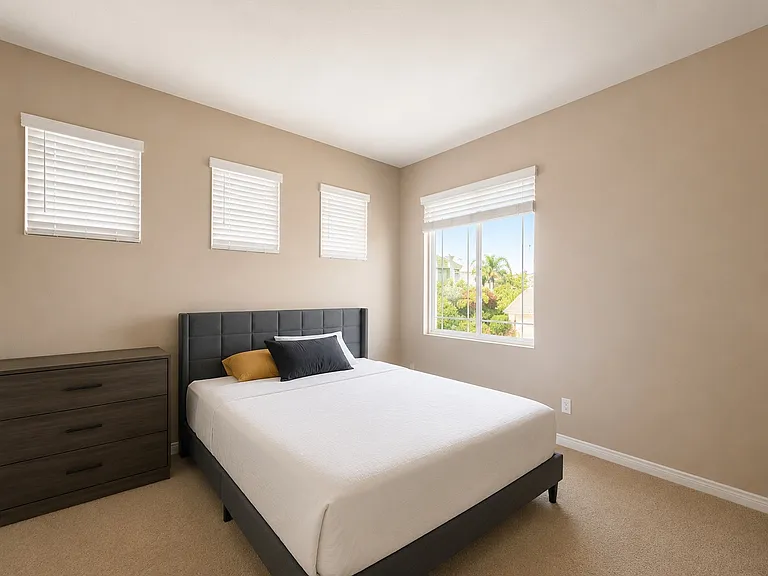 1461 W Harrison Ave — Photo 17