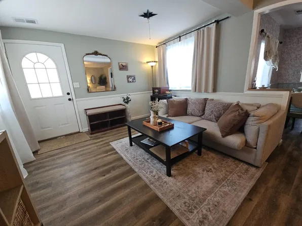 (undisclosed Address), Whitmore Lake, MI 48189