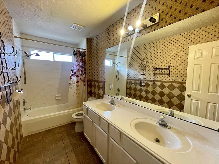 24231 Pepperrell Place St — Photo 31