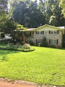 877 Granite Springs Ln, Stone Mountain, GA, 30083