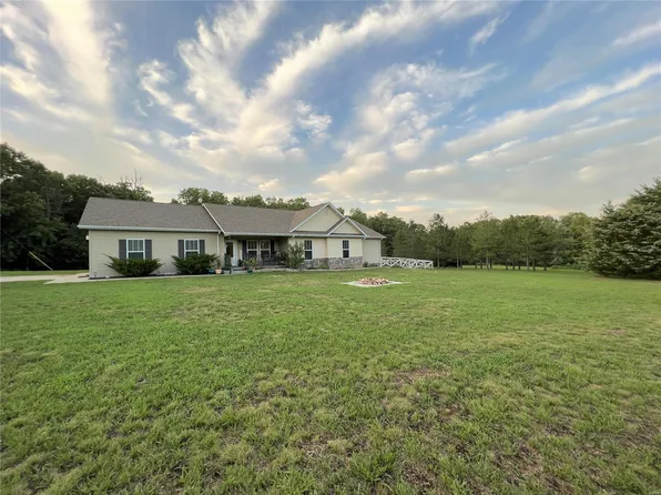 17864 Banjo Rd, Crocker, MO 65452