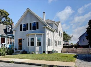 36 Friendship St, Newport, RI 02840