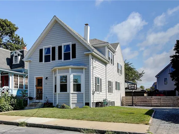 36 Friendship St, Newport, RI 02840