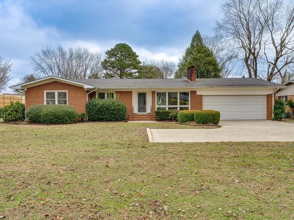 802 Dennis Ave, Jasper, TN 37347