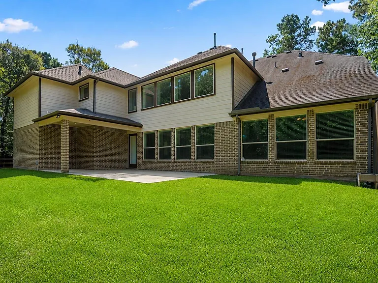 11306 Longmire Creek Ct — Photo 38
