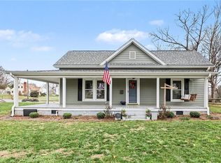 788 N Main St, Mocksville, NC 27028