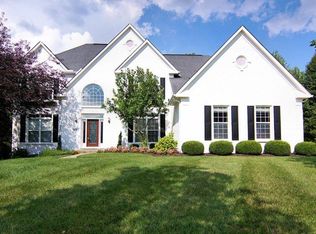 6974 Turpin View Dr, Cincinnati, OH 45244