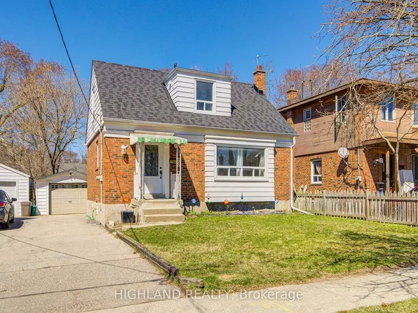 90 Clouston Ave, Toronto, ON M9N 1A7