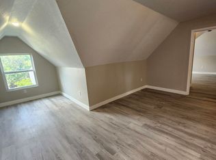 203 W Morrison St #B, Fayette, MO 65248