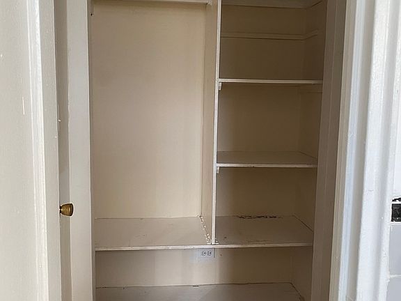5th image of 333 Martense St APT 5B