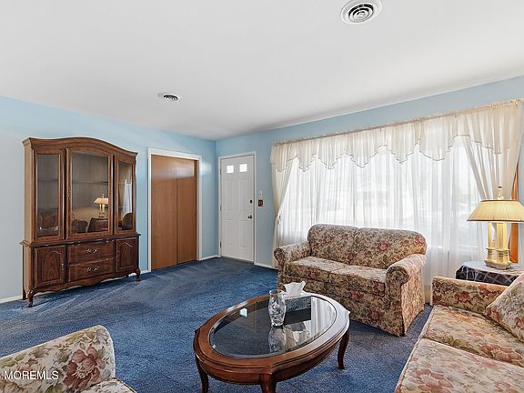 5th image of 16 Piermont Road