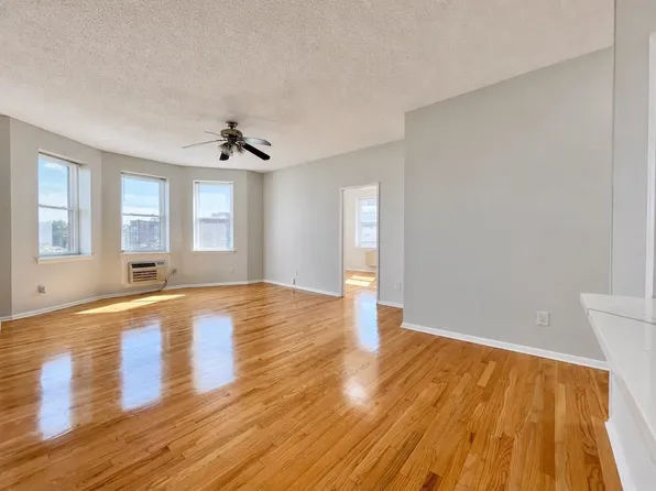 43-49 Van Wagenen Avenue image 1 of 27