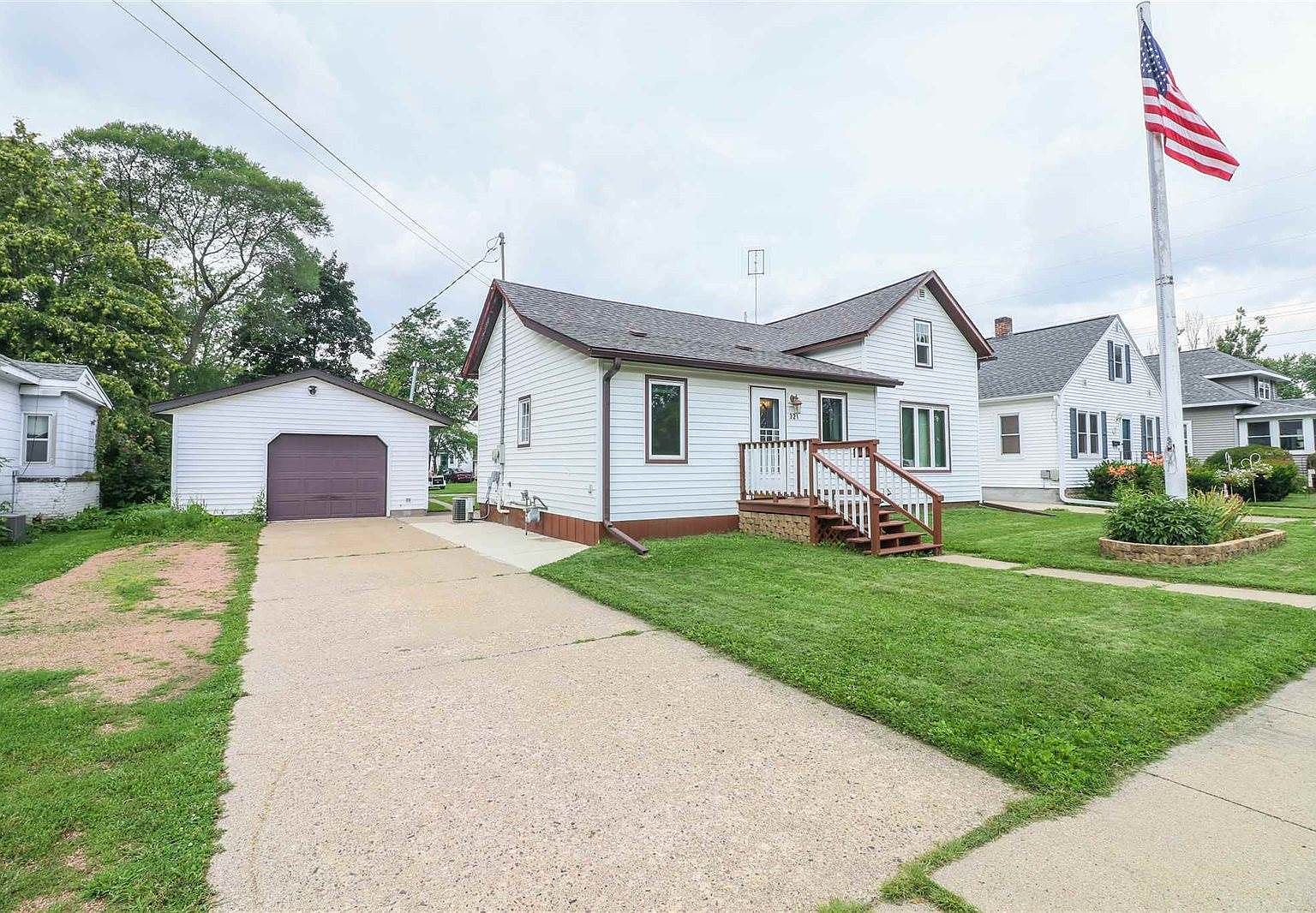 321 14th Ave N, Wisconsin Rapids, WI 54495 Zillow