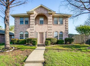 8609 Coventry Dr, Rowlett, TX 75089